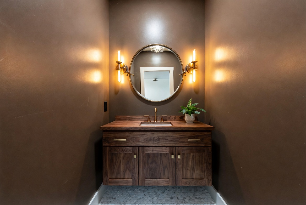 20 Trending Half Bathroom Ideas for the Perfect Powder Room