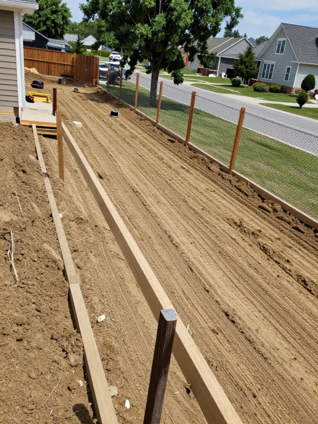 Factors That Affect Wood Fence Pricing